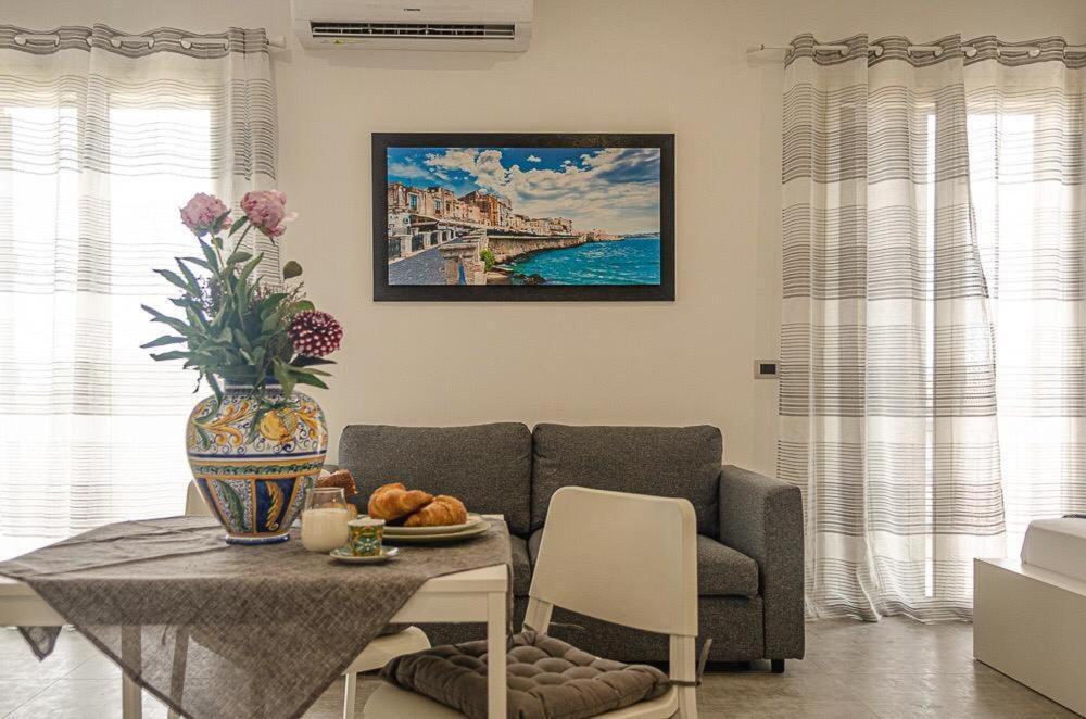 Sunrise Luxury Apartments 카시빌레 외부 사진
