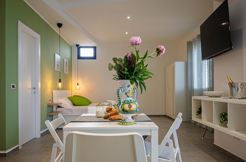 Sunrise Luxury Apartments 카시빌레 외부 사진