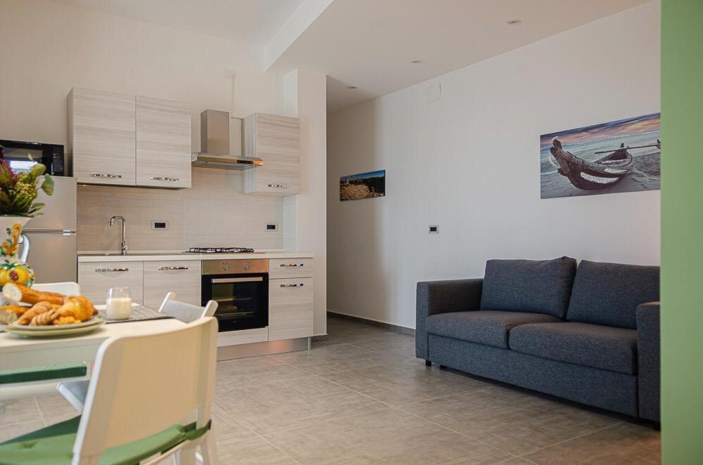 Sunrise Luxury Apartments 카시빌레 외부 사진
